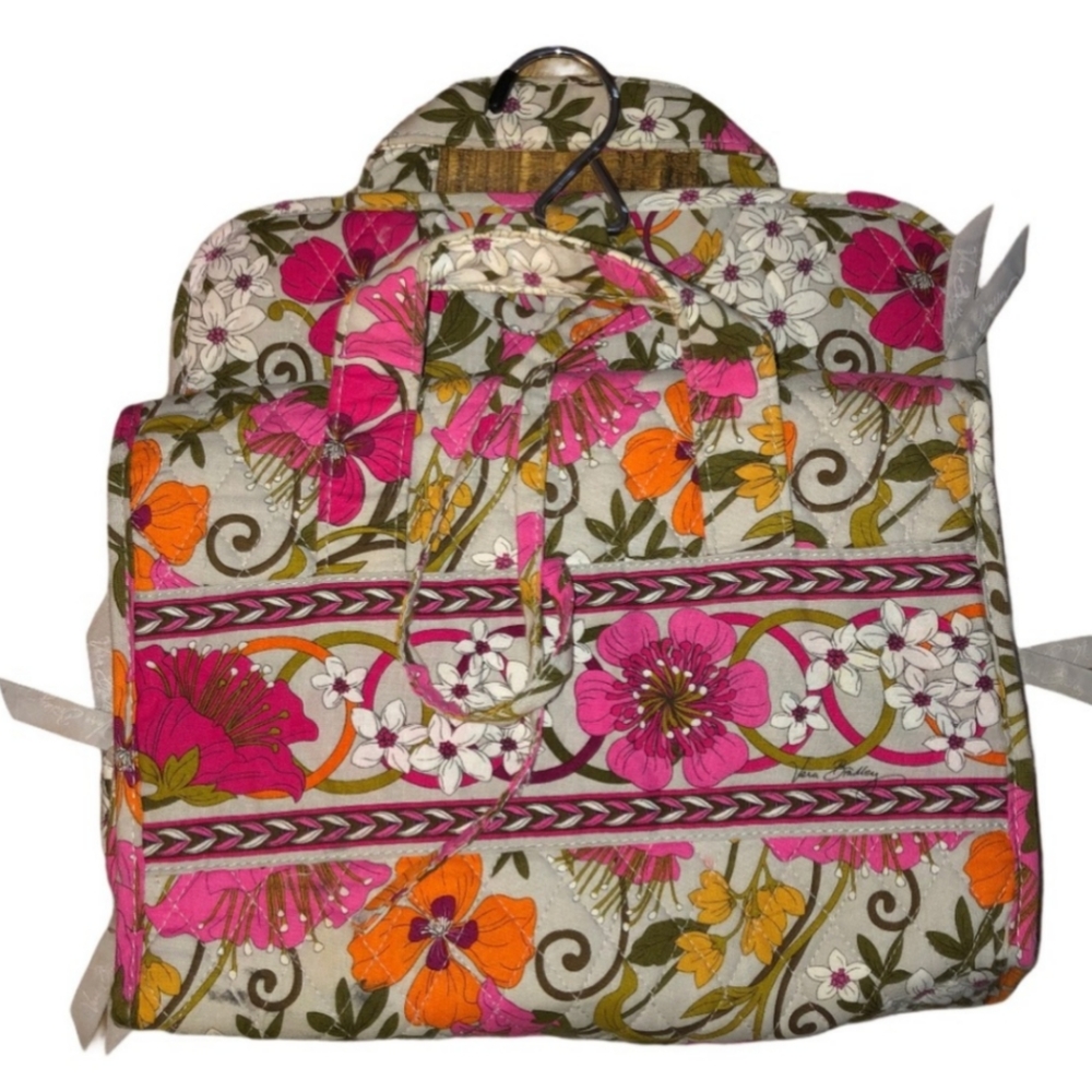 Vera Bradley travel storage